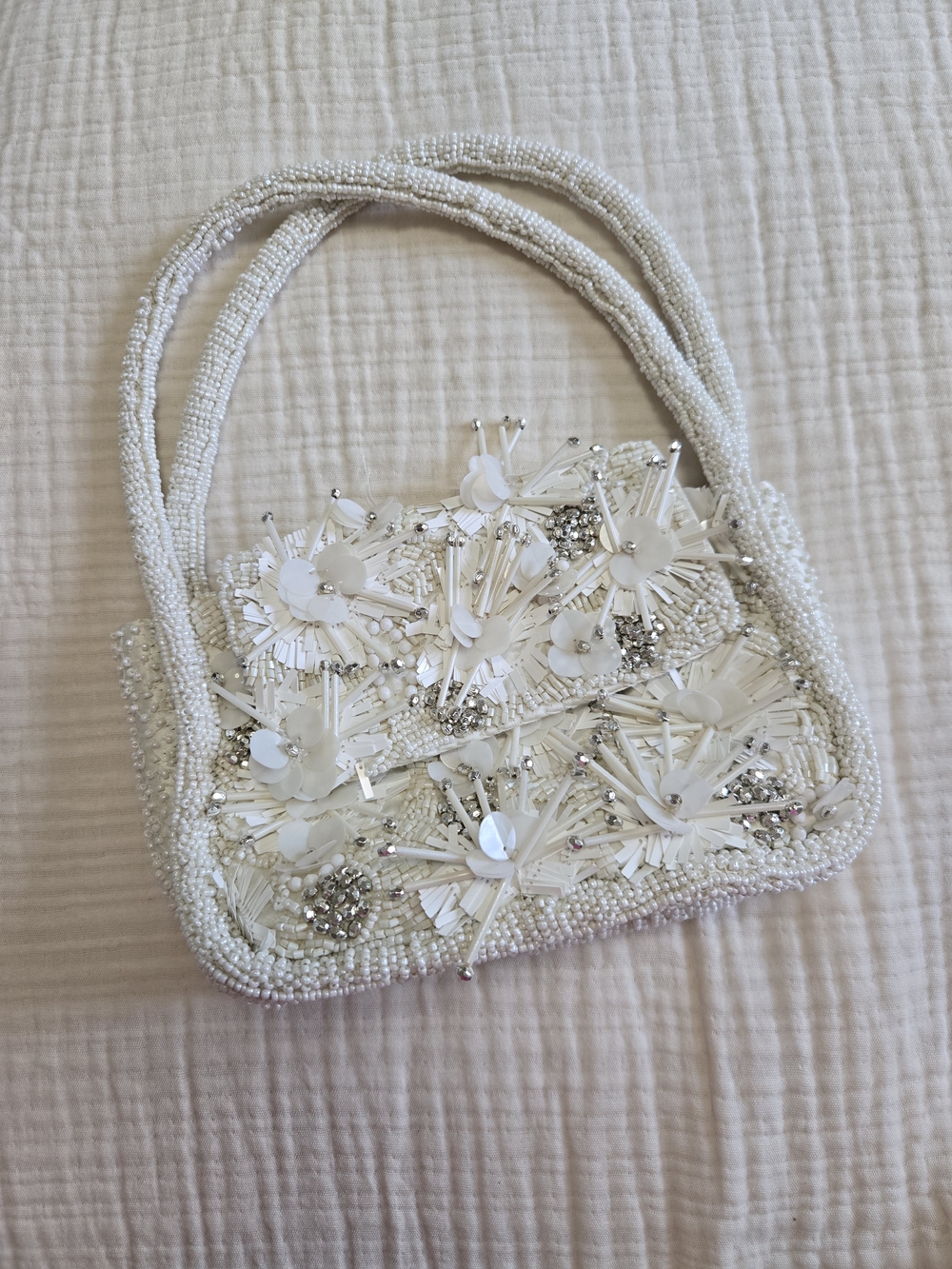 Elegant White Beaded Floral Mini Bag